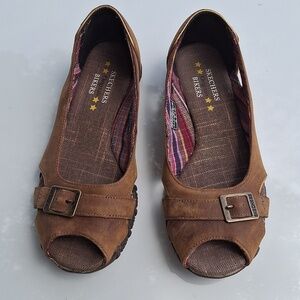 Womens Skechers Bikers  leather open toe sandals size 7 nice condition